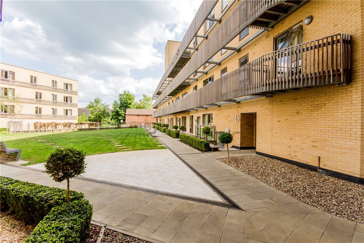 2 bedroom flat, Marque House, 143 Hills Road CB2