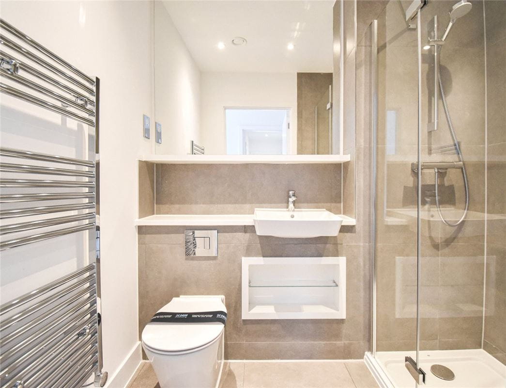 2 bedroom flat, Marleigh Avenue, Cambridge CB5 - Available