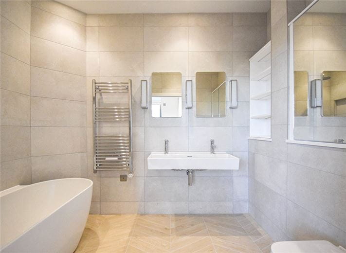 2 bedroom flat, Hamied Mansions, 14-17 Regent Terrace CB2