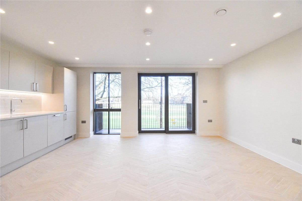 1 bedroom flat, Hamied Mansions, 14-17 Regent Terrace CB2