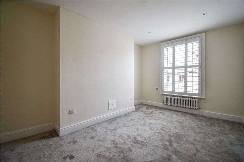 3 bedroom flat, Bateman Street, Cambridge CB2 - Available