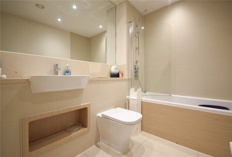 2 bedroom flat, Addenbrookes Road, Trumpington CB2 - Available