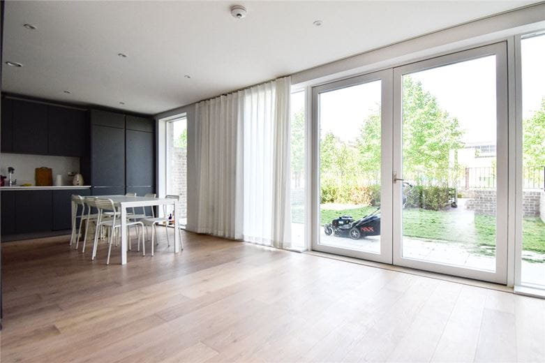 4 bedroom house, Gildenhowe, Cambridge CB3 - Available