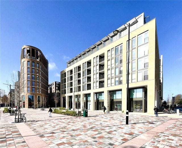 2 bedroom flat, Station Square, Cambridge CB1 - Available