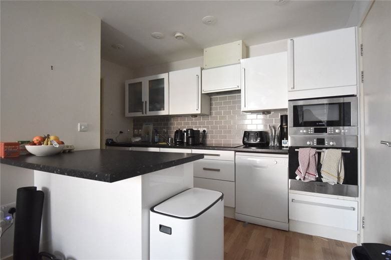 1 bedroom flat, Guthrie Court, Paradise Street CB1