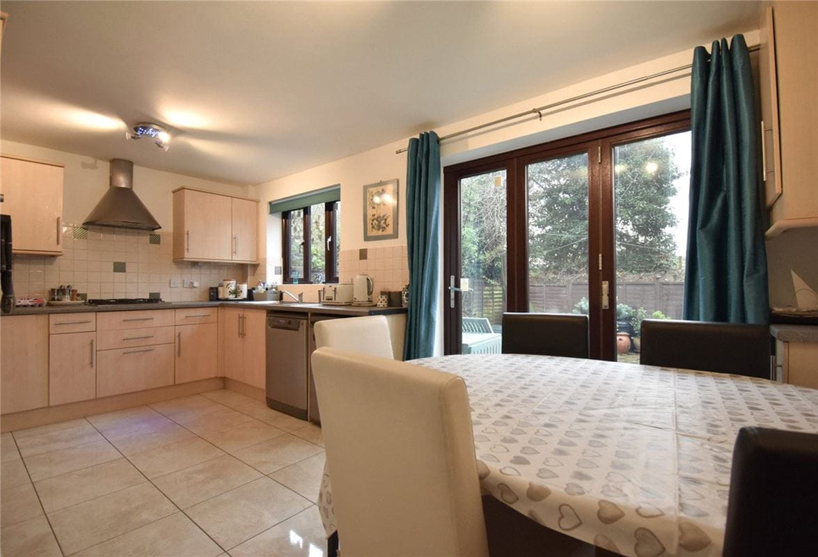 4 bedroom house, The Sycamores, Milton CB24 - Available