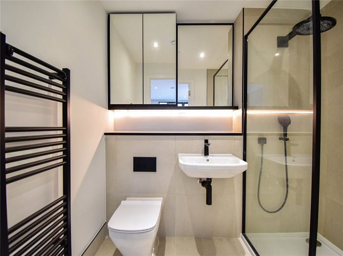 2 bedroom flat, Turing Way, Cambridge CB3 - Available