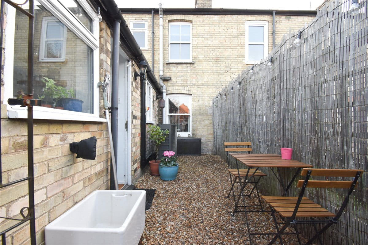 2 bedroom house, Bury Road, Stapleford CB22 - Available