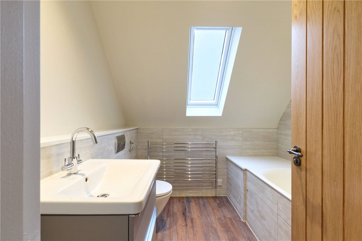 4 bedroom house, Water End, Wrestlingworth SG19 - Available