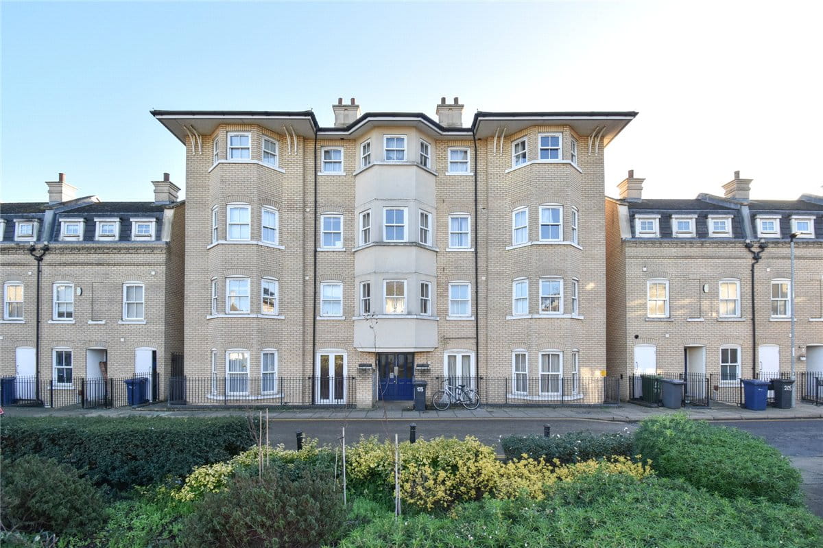 1 bedroom flat, St. Matthews Gardens, Cambridge CB1 - Let Agreed