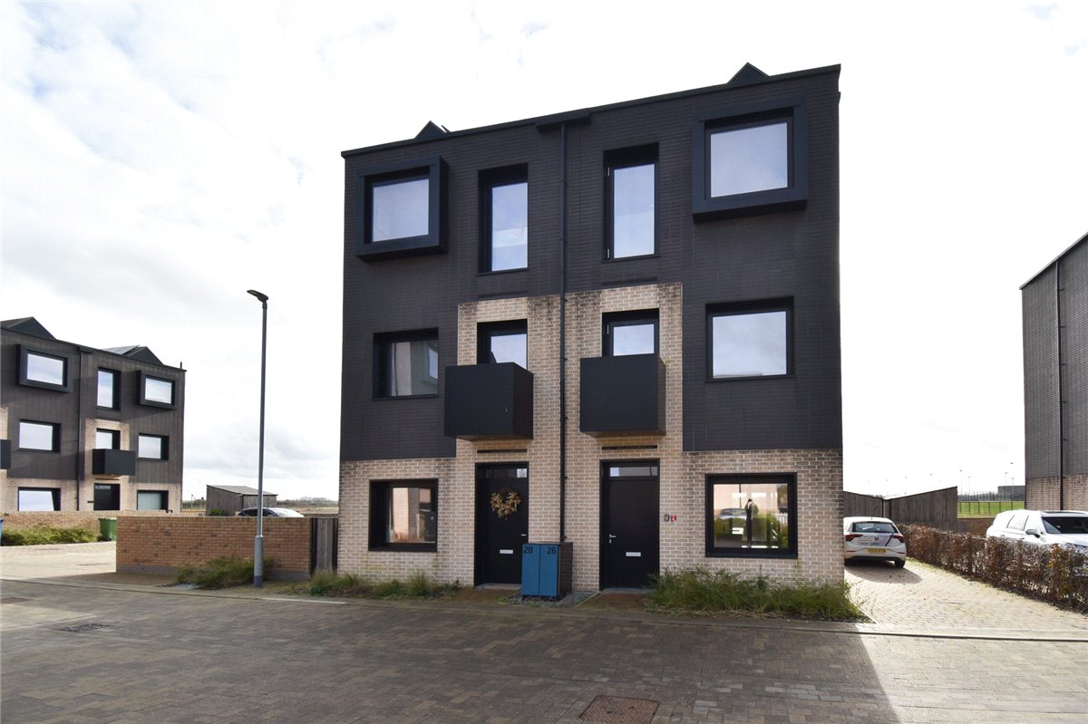 3 bedroom house, Lockhart Way, Northstowe CB24 - Let Agreed