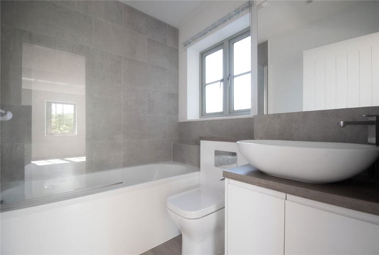 1 bedroom flat, Windsor Gate, Coldhams Lane CB1 - Available