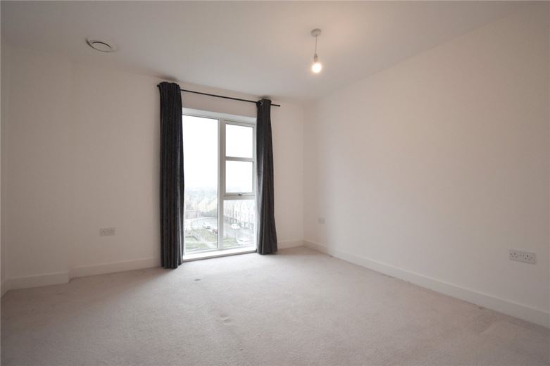 2 bedroom flat, Clara Rackham Street, Cambridge CB1 - Available
