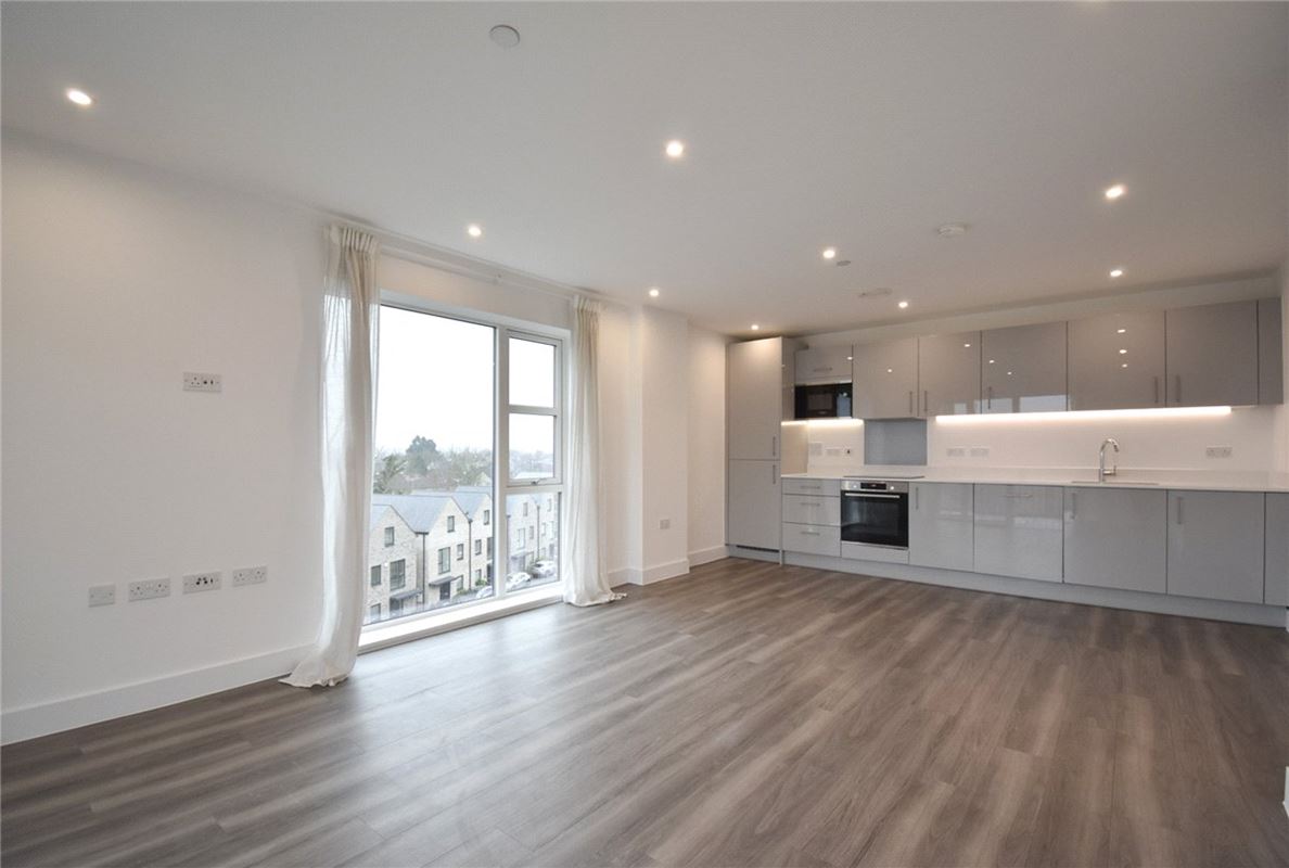 2 bedroom flat, Clara Rackham Street, Cambridge CB1 - Available