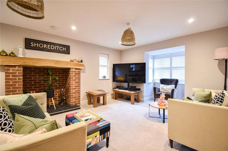 4 bedroom house, Constable Place, East Street CB10 - Let Agreed