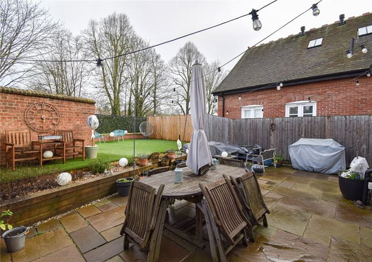 4 bedroom house, Constable Place, East Street CB10 - Let Agreed