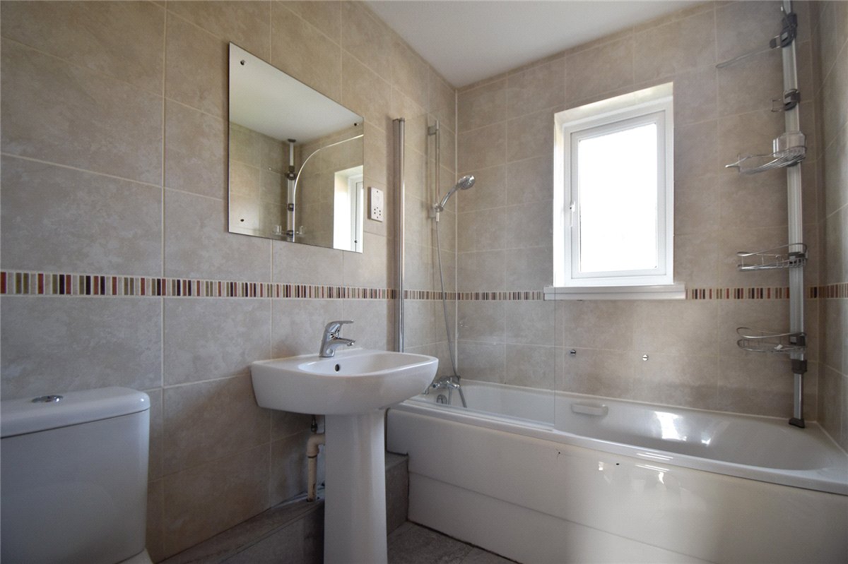 4 bedroom house, The Sycamores, Milton CB24 - Available