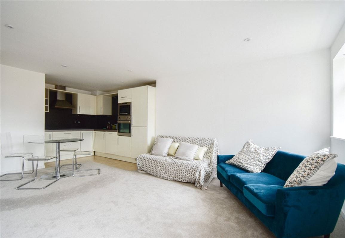 1 bedroom flat, The Belvedere, Homerton Street CB2 - Available