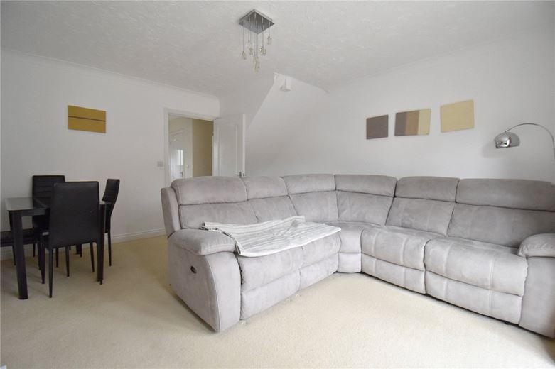 3 bedroom house, Bullen Close, Longstanton CB24