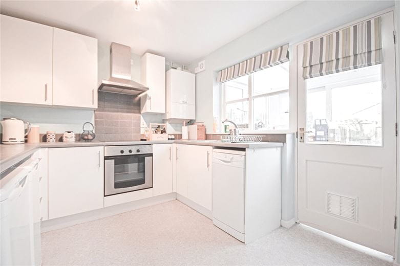 2 bedroom house, Stott Gardens, Cambridge CB4 - Available