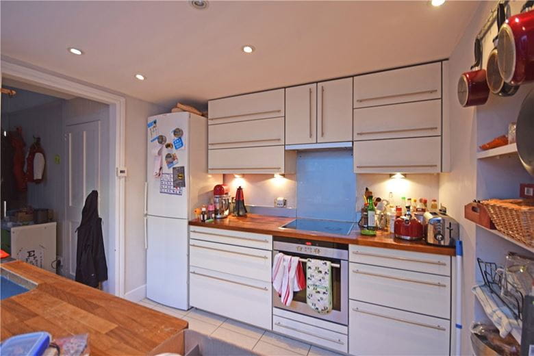 2 bedroom house, Cherry Hinton Road, Cambridge CB1 - Let Agreed