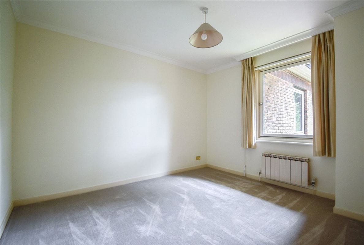 3 bedroom flat, The Oasthouse, Pinehurst South CB3