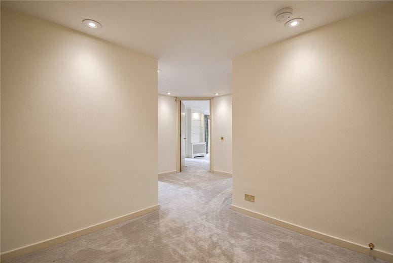 3 bedroom flat, The Oasthouse, Pinehurst South CB3