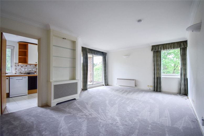 3 bedroom flat, The Oasthouse, Pinehurst South CB3