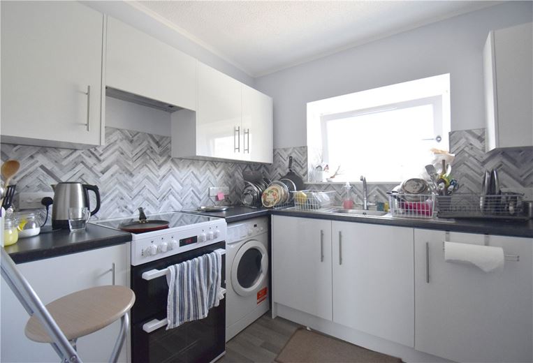 2 bedroom flat, Ventress Farm Court, Cambridge CB1 - Let Agreed