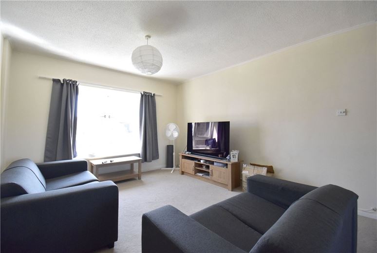 2 bedroom flat, Ventress Farm Court, Cambridge CB1 - Let Agreed