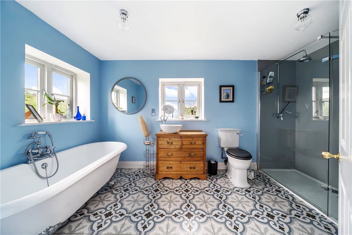 7.1 acres House, Sidings Farm, Fen Road PE28 - Available