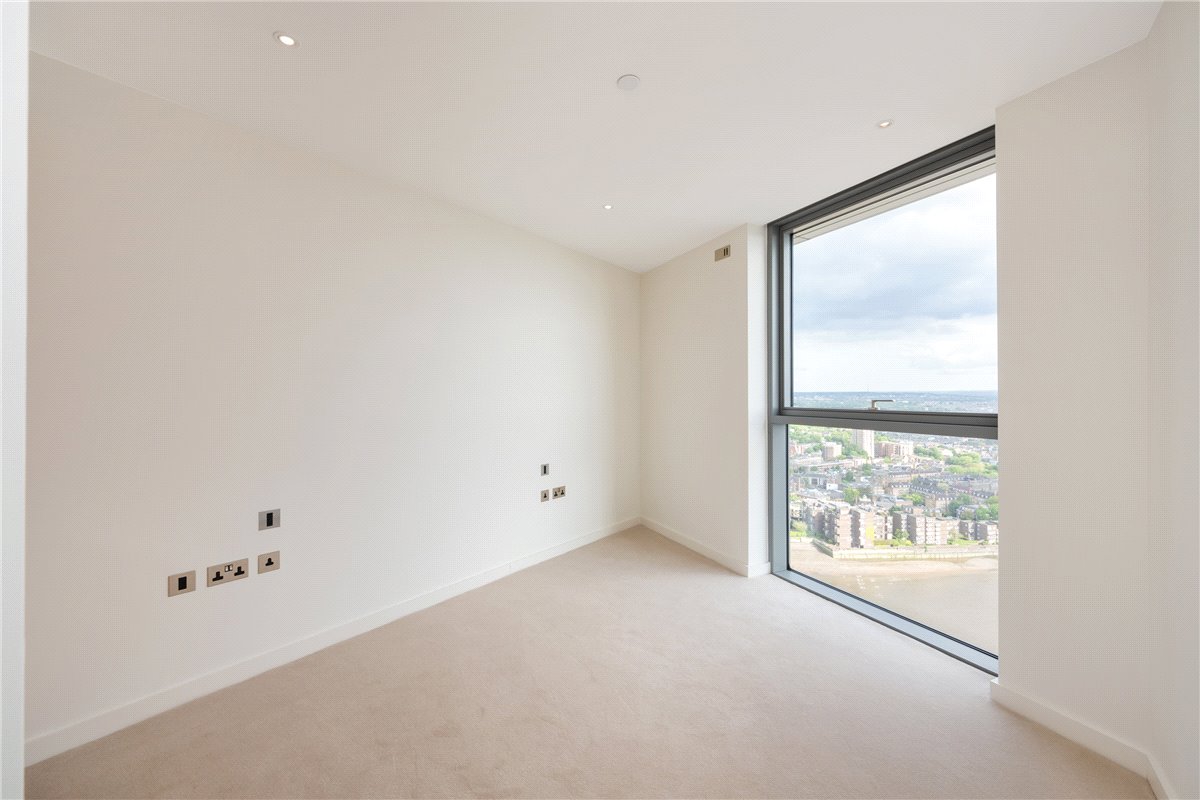 5 bedroom flat, Waterfront Drive, Chelsea Waterfront SW10 - Available