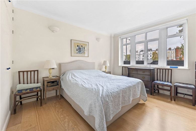 2 bedroom flat, Melton Court, South Kensington SW7 - Available