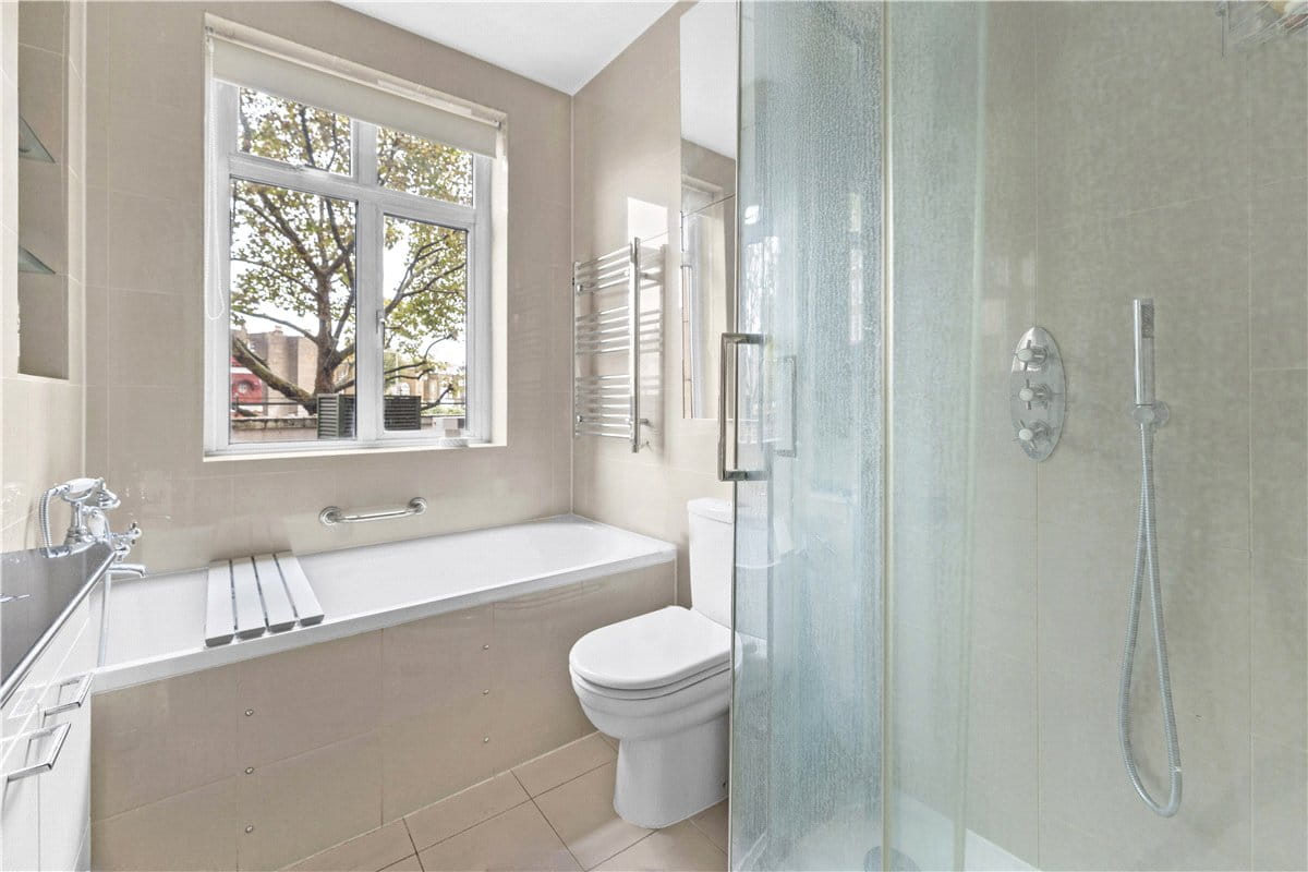 2 bedroom flat, Melton Court, South Kensington SW7 - Available