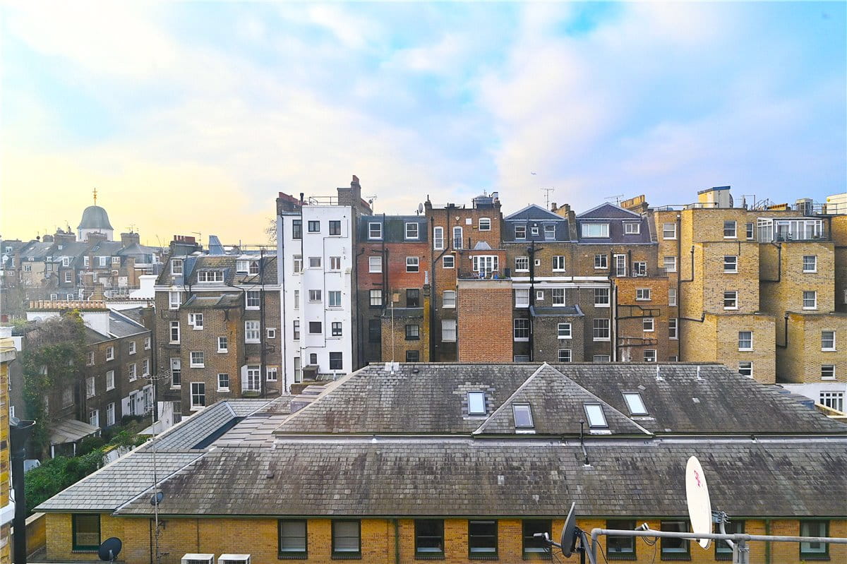 1 bedroom flat, Hans Road, Knightsbridge SW3 - Available