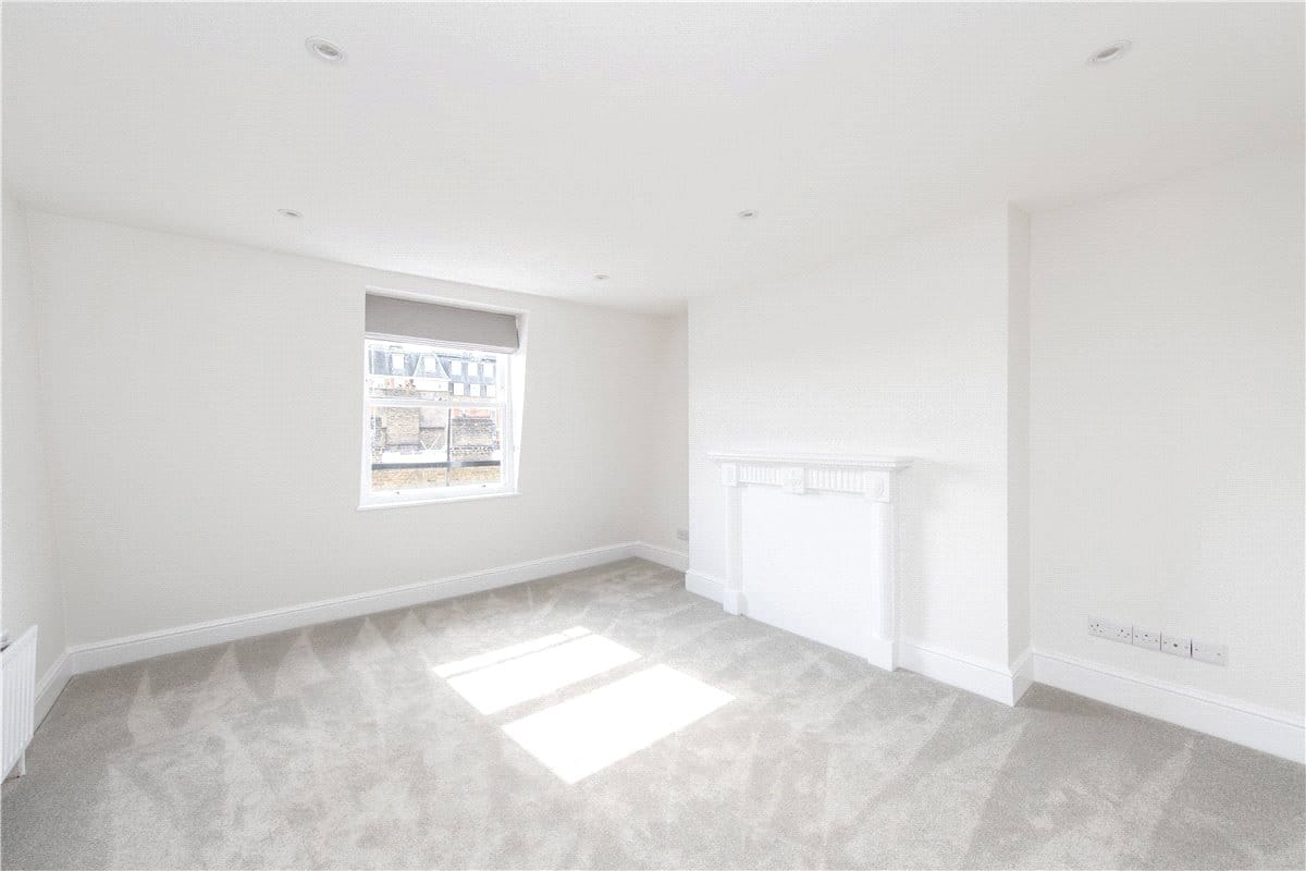 2 bedroom flat, Coleherne Road, West Brompton SW10 - Available