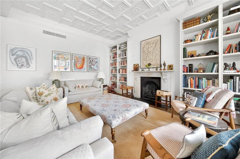 4 bedroom maisonette, Harrington Gardens, South Kensington SW7 - Available