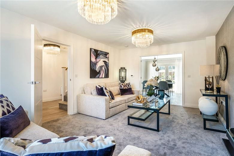 3 bedroom house, New Road, Haddenham CB6 - Available