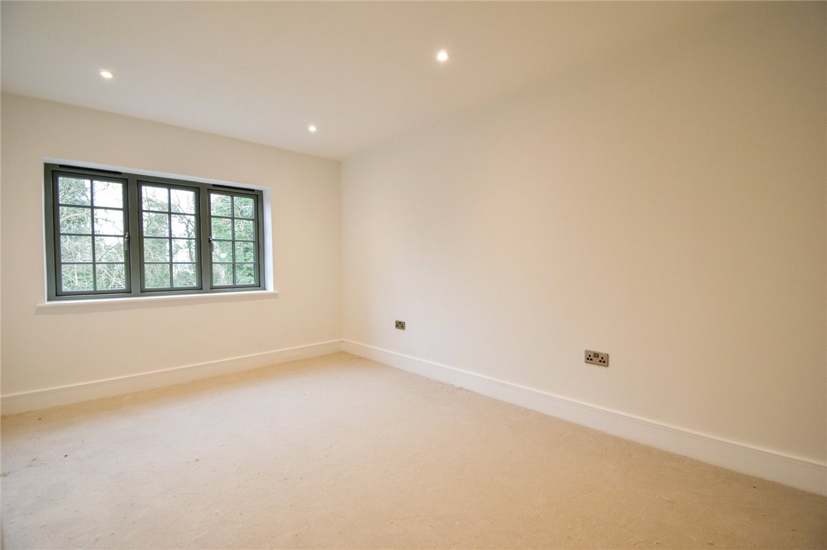 4 bedroom house, Hauxton Road, Little Shelford CB22 - Available