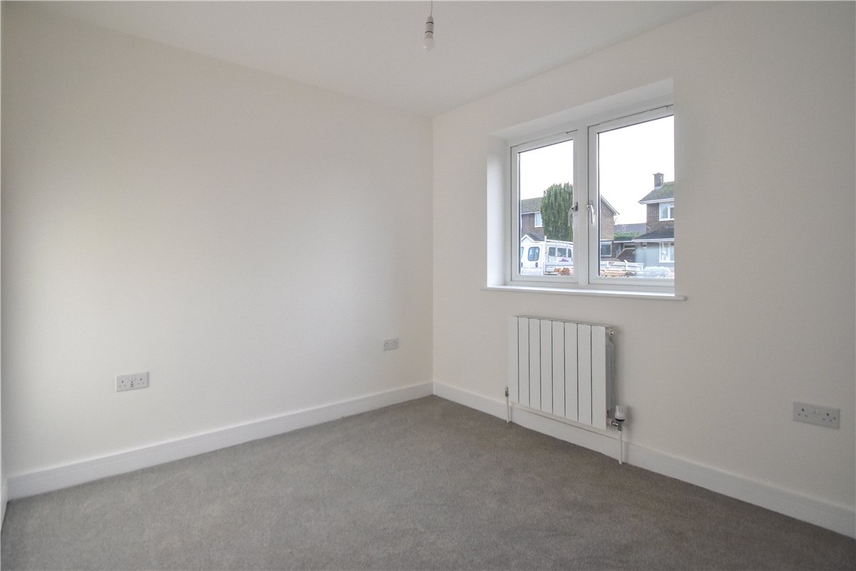 2 bedroom bungalow, Prentice Close, Longstanton CB24 - Available