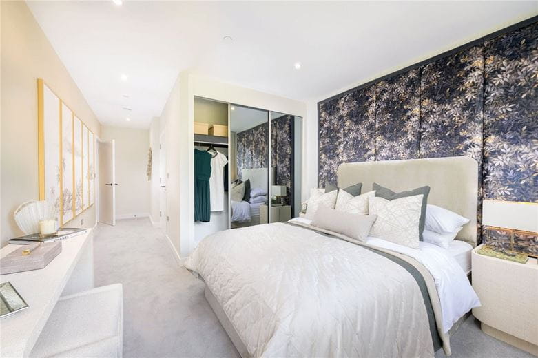 3 bedroom flat, Eddington Avenue, Eddington CB3 - Available