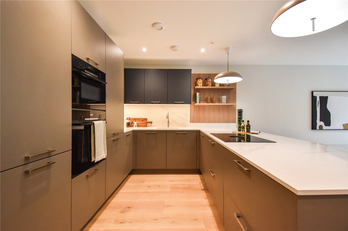 4 bedroom house, Fitzwilliam Road, Off Brooklands Avenue, Cambridge CB2 - Available