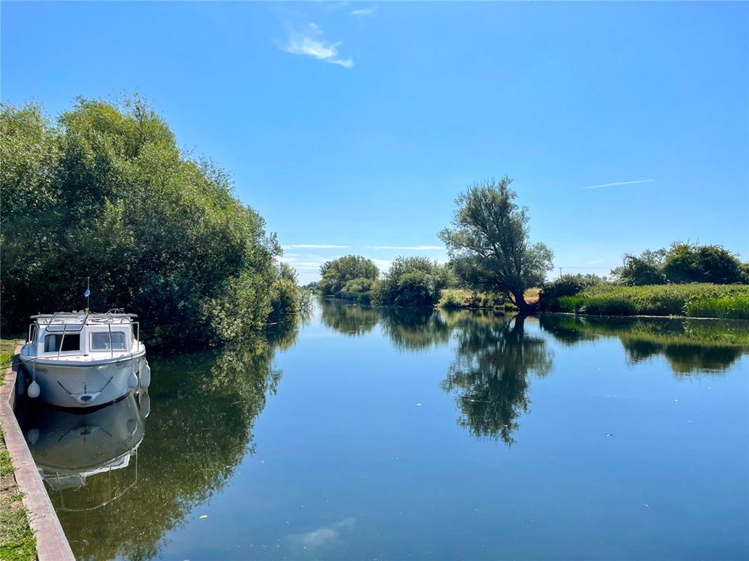 2.5 acres Land, Conger Lane, Holywell PE27 - Available