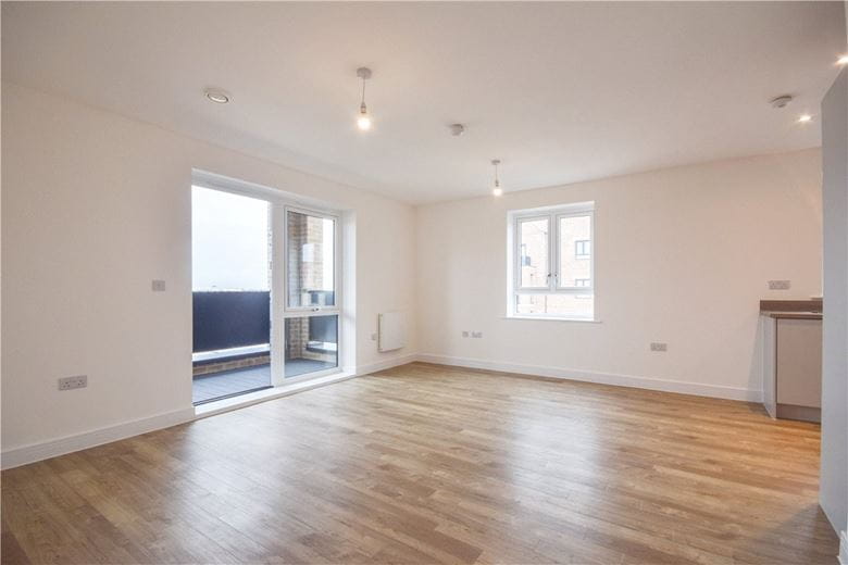 1 bedroom flat, Saffron Way, Cherry Hinton CB1 - Available