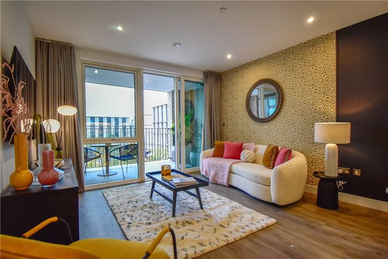 1 bedroom flat, Knights Park, Eddington CB3 - Available