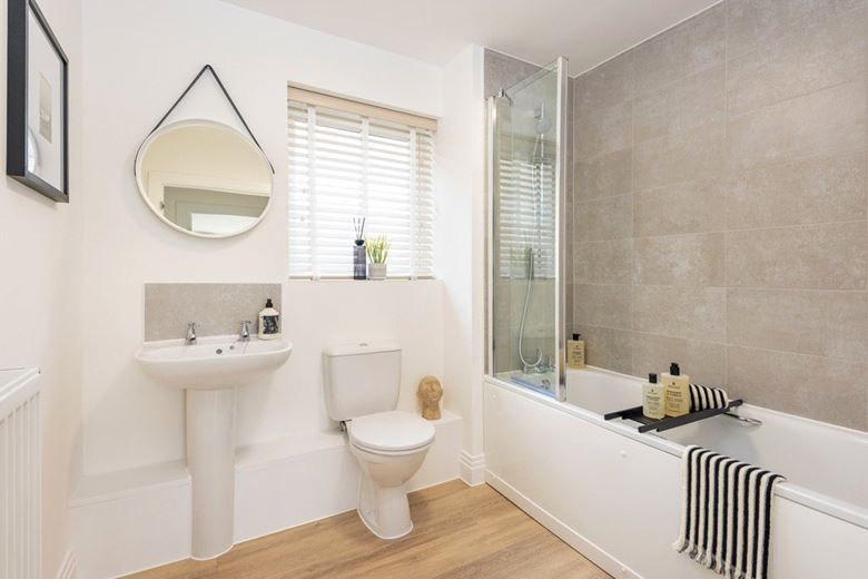 2 bedroom flat, Massingham Way, Waterbeach CB25 - Available