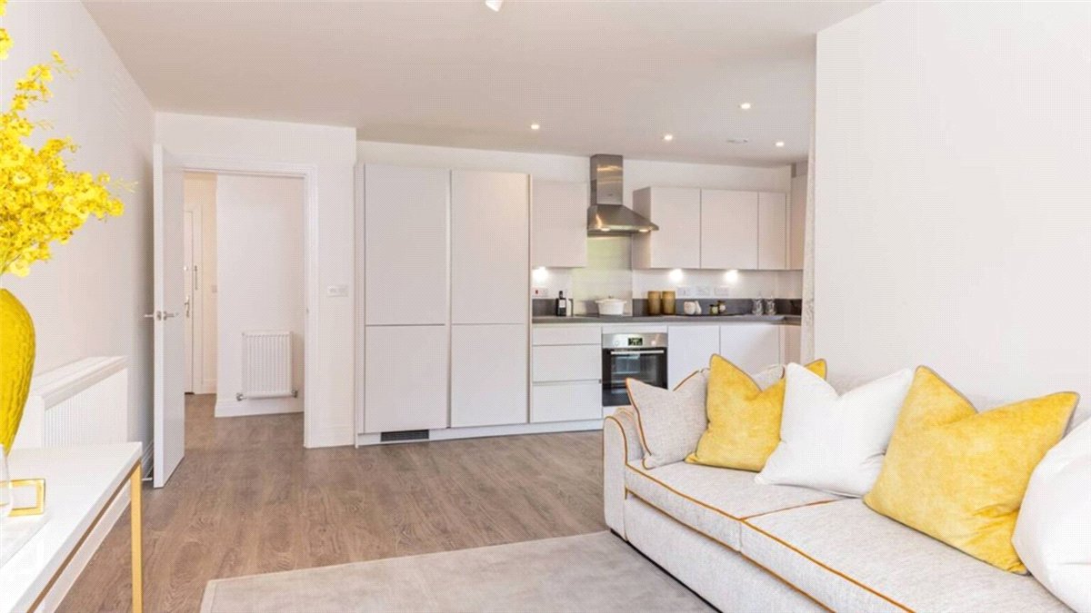 1 bedroom flat, Kendale Road, Waterbeach CB25 - Available