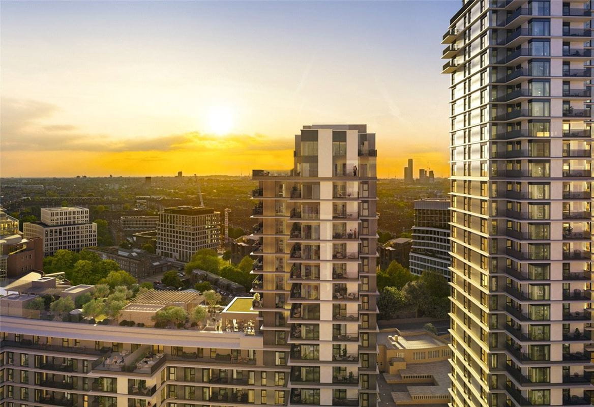 4 bedroom flat, White City Living, 54 Wood Lane W12 - Available