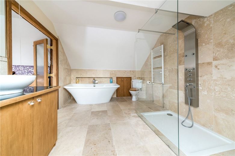 6 bedroom house, Norwood, Near Harrogate HG3 - Available