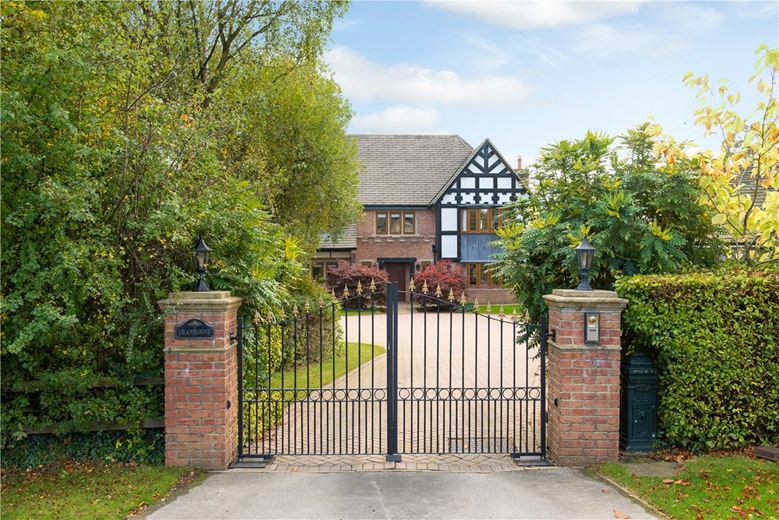 5 bedroom house, Fulwith Mill Lane, Harrogate HG2 - Available